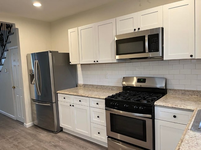 3209 Wharton St in Philadelphia, PA - Building Photo - Building Photo