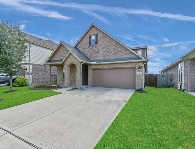 5342 Rue Dela Croix Dr