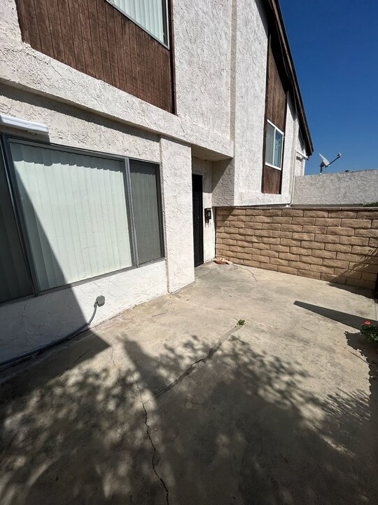 504 S Granada Ave in Alhambra, CA - Building Photo