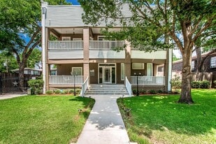 4719 Junius St, Unit 1 in Dallas, TX - Building Photo