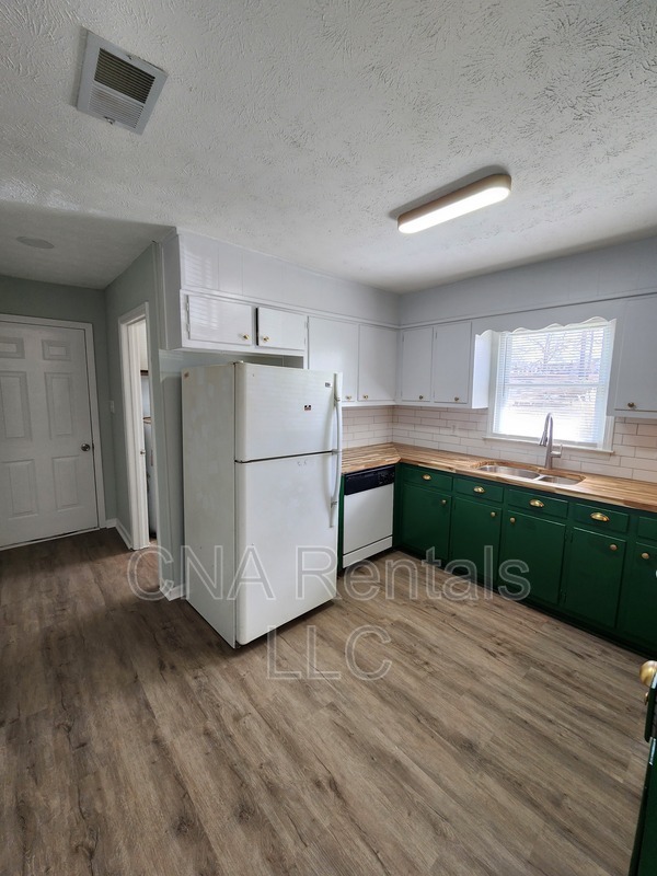 4504 Cemetery St in Powder Springs, GA - Building Photo - Building Photo