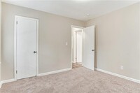 2077 Rosewood Rd photo'