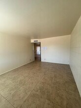 5233 E University Dr in Mesa, AZ - Building Photo - Building Photo