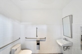 349-351 Kent Ave in Brooklyn, NY - Building Photo - Floor Plan