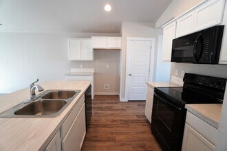 3047 W Dark Sky St in Kuna, ID - Building Photo - Building Photo