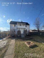 3702 W 15th St in Cleveland, OH - Building Photo