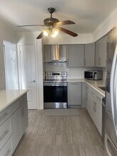 9445 Kenton Ave in Skokie, IL - Foto de edificio - Building Photo