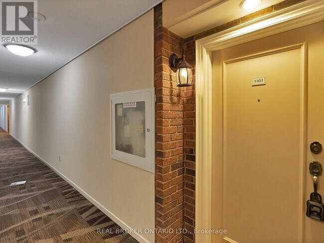 3 Lisa St. in Brampton, ON - Building Photo - Building Photo