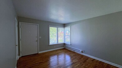 508 Burnett Ave N in Renton, WA - Building Photo - Building Photo