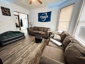 215 Prospect St in Ithaca, NY - Building Photo - Building Photo