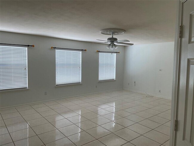 18747 Appletree Ridge Rd in Houston, TX - Building Photo - Building Photo