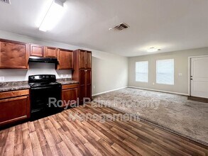9179 Aegean Cir in Lehigh Acres, FL - Building Photo - Building Photo