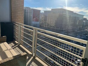 475 K St NW, Unit 813 in Washington, DC - Foto de edificio - Building Photo