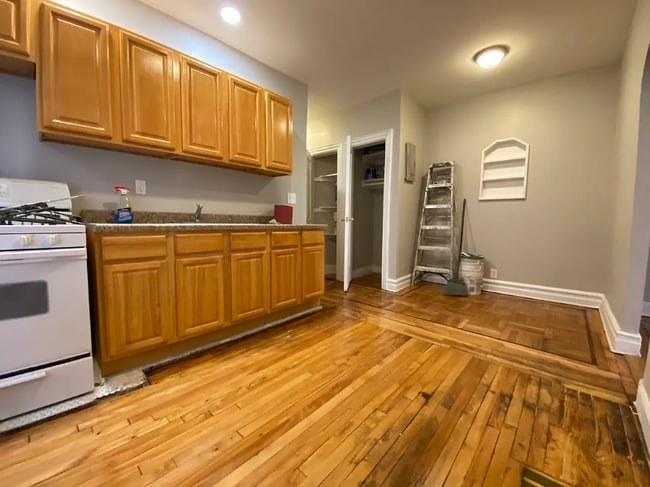 90 E 52nd St in Brooklyn, NY - Building Photo - Building Photo