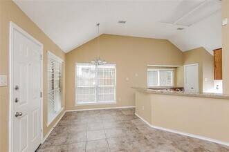 1825 Wild Willow Trail in Fort Worth, TX - Building Photo - Building Photo