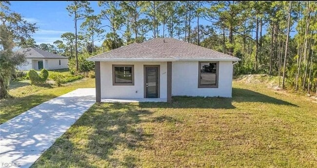6018 S Moss Cir in La Belle, FL - Building Photo - Building Photo