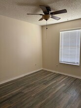 1000 Pope St NW in Palm Bay, FL - Foto de edificio - Building Photo