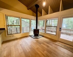 199 E Cutty Sark in Shelton, WA - Building Photo - Building Photo