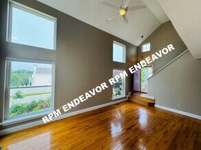 15951 Sandalwood Creek Dr in Ballwin, MO - Building Photo - Building Photo