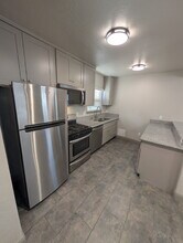 935 E Divisadero St in Fresno, CA - Building Photo - Building Photo