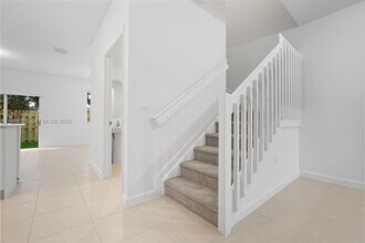 2713 NW 55th St in Fort Lauderdale, FL - Building Photo - Building Photo