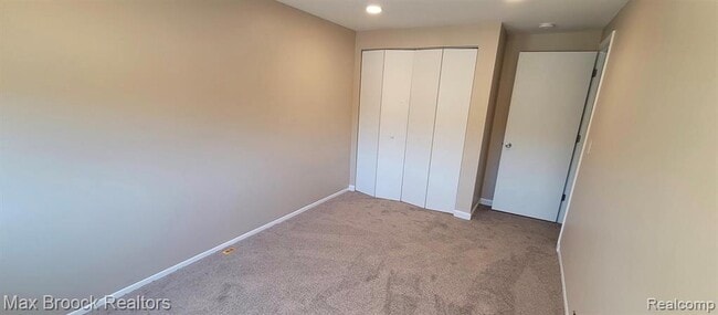 7416 Azalea Ct in West Bloomfield Township, MI - Building Photo - Building Photo