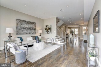 225 R St NW in Washington, DC - Building Photo - Building Photo