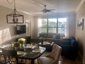 914 Charo Pky, Unit Bellissimo Spot in Davenport, FL - Building Photo
