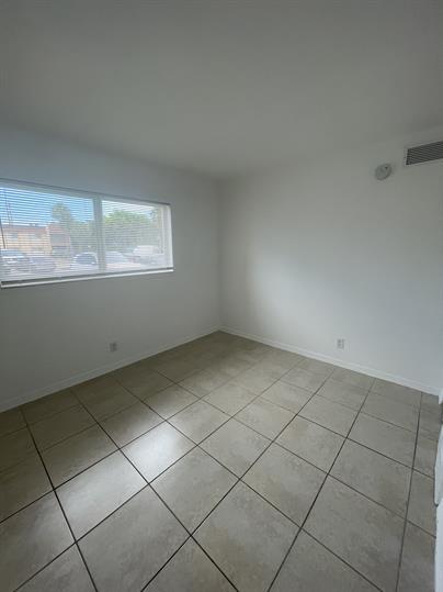 2946 NW 55th Ave in Lauderhill, FL - Building Photo - Building Photo