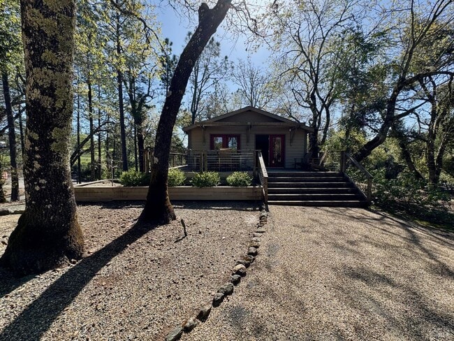 750 Bell Canyon Rd in Angwin, CA - Building Photo - Building Photo
