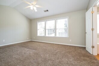 3038 Donamire Ct NW in Kennesaw, GA - Building Photo - Building Photo