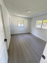 3860 NW 208th St in Miami Gardens, FL - Building Photo - Building Photo