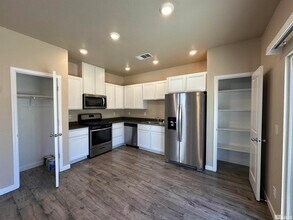 8556 Stormy Sky Ln in Reno, NV - Building Photo - Building Photo