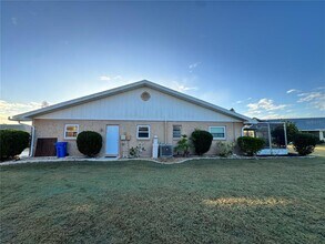 1008 Yellowbird Pl in Sun City Center, FL - Building Photo - Building Photo