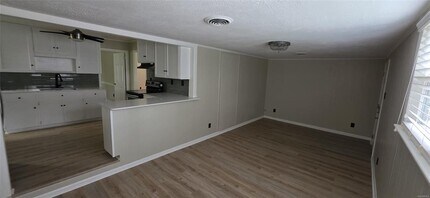 245 Forest Hills Dr in Montgomery, AL - Building Photo - Building Photo