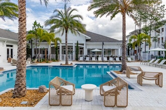 Lantana at Cypress Cay in Lutz, FL - Foto de edificio - Building Photo