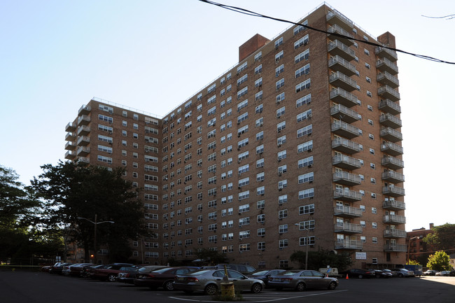 Carteret Arms Apartment in Trenton, NJ - Foto de edificio - Building Photo