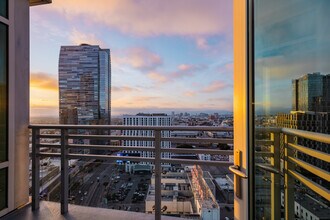 717 Olympic in Los Angeles, CA - Building Photo - Interior Photo