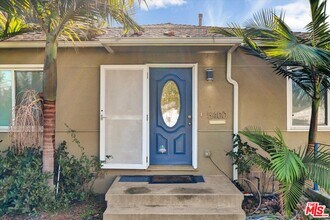 5400 W 82nd St in Los Angeles, CA - Building Photo - Building Photo