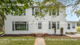 W1986 Ray Rd in Seymour, WI - Building Photo