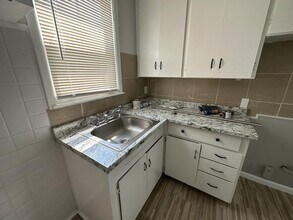 18100 Vaughan St in Detroit, MI - Building Photo - Building Photo