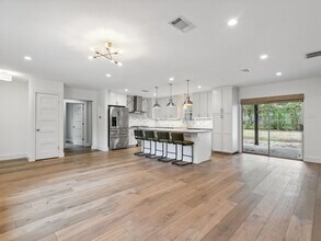 1109 Sahara Ave in Austin, TX - Building Photo - Building Photo