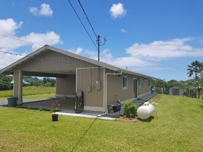 17-451-451 Volcano Rd in Kurtistown, HI - Building Photo - Building Photo