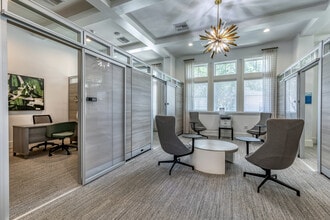 Palmera Gateway in St. Petersburg, FL - Foto de edificio - Interior Photo