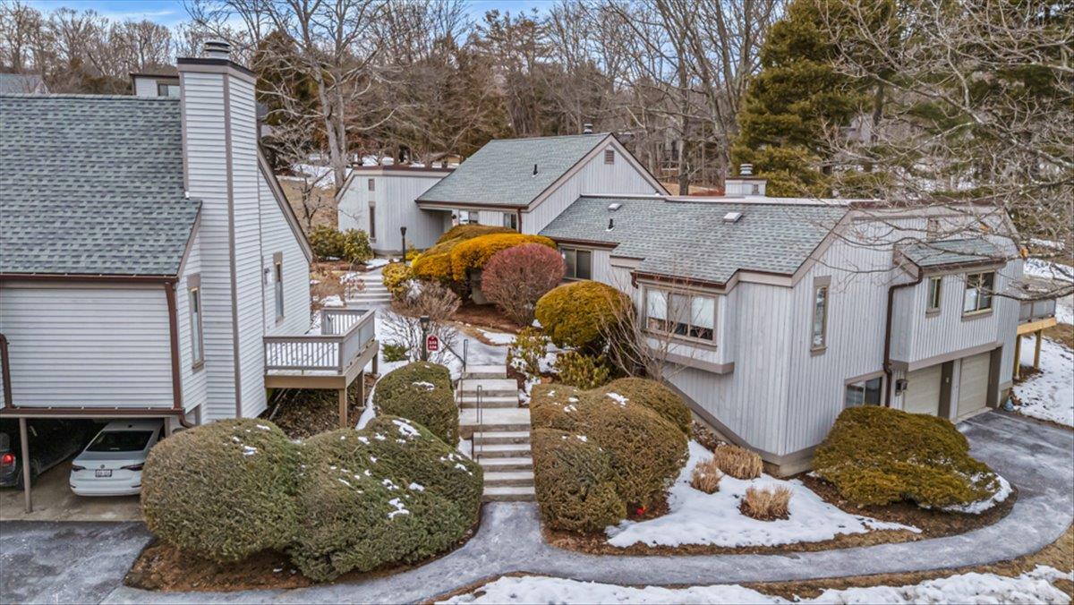 234 Heritage Hills in Somers, NY - Building Photo