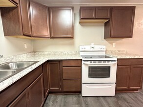 1326 Arkansas Ave in Dormont, PA - Building Photo - Building Photo