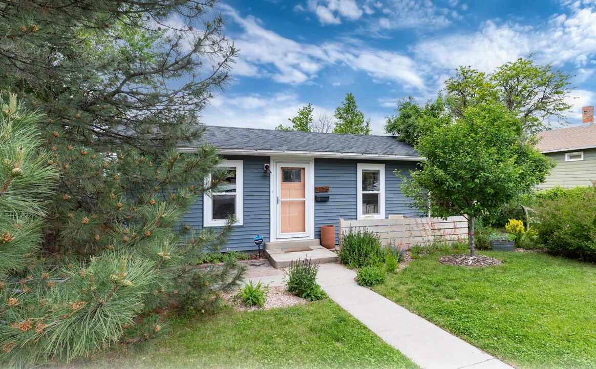 3175 S Pennsylvania St in Englewood, CO - Building Photo
