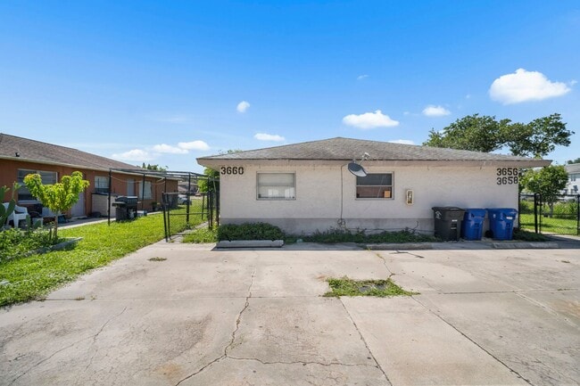 property at 3656 Seminole Ave