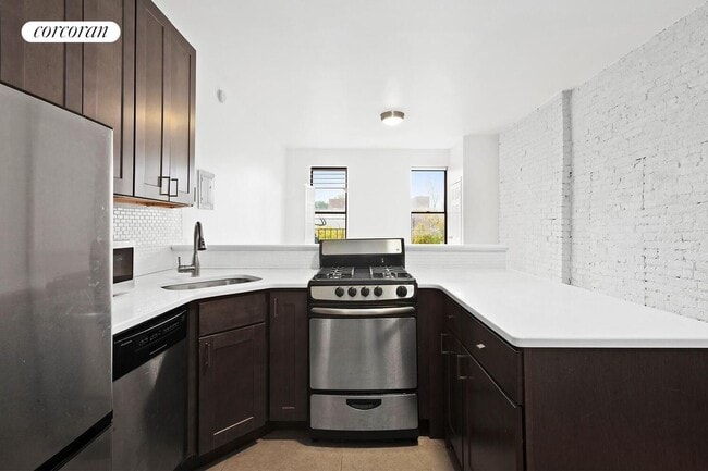 1270 Amsterdam Ave in New York, NY - Building Photo - Building Photo