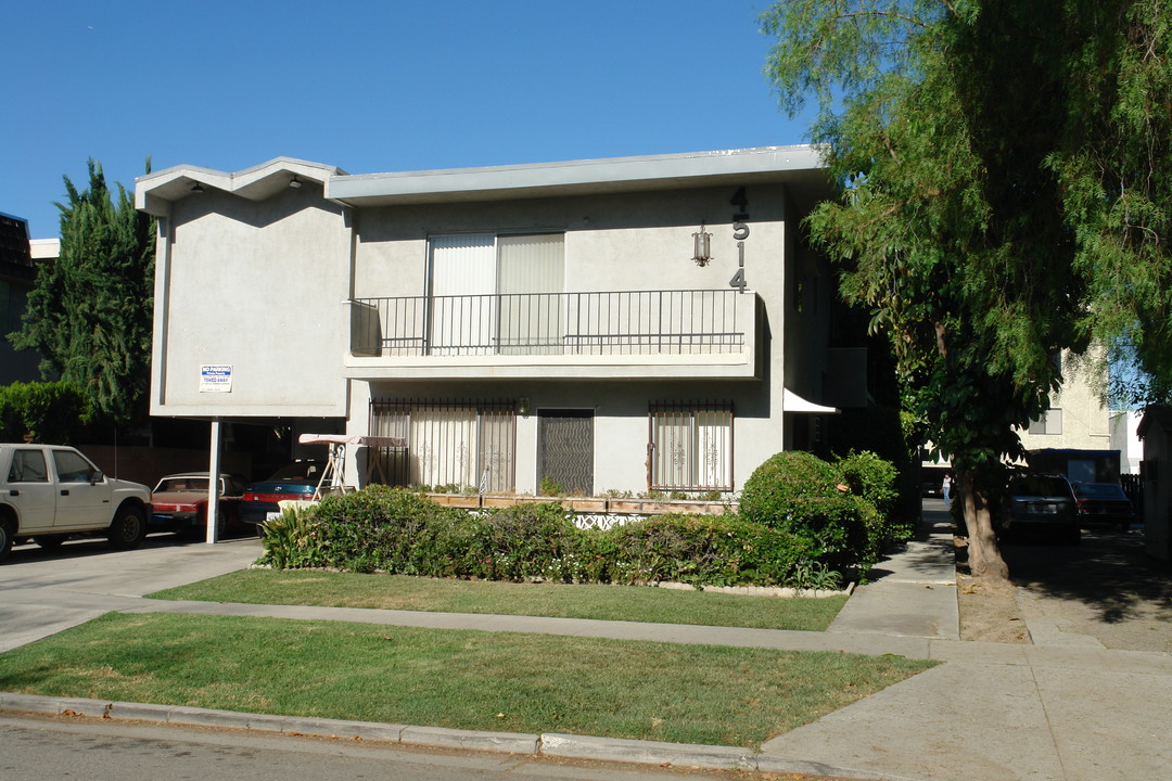 4514 Vista Del Monte Ave in Sherman Oaks, CA - Foto de edificio